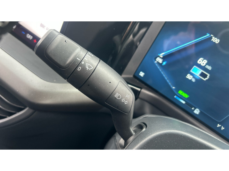 Ford Transit Courier E-Transit Courier 100kW 43kWh Limited Van Auto